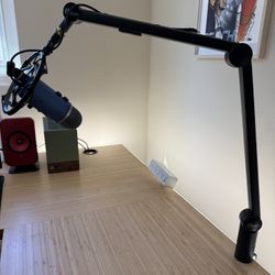 Blue Microphone Boom Arm + Shock Mount