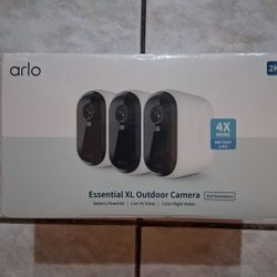 Arlo Essential XL Outdoor Camera 