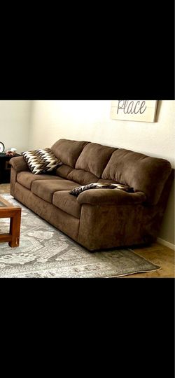 Living Spaces Couch/Sofa
