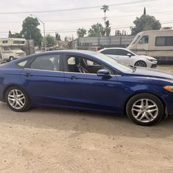 2013 ford Fusion 2.5L ***for Parts only*** 
