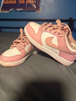Nike Dunk Low Pink / Nike 270 Pink