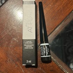 Delineador Liquido Negro De Mary Key Nuevo