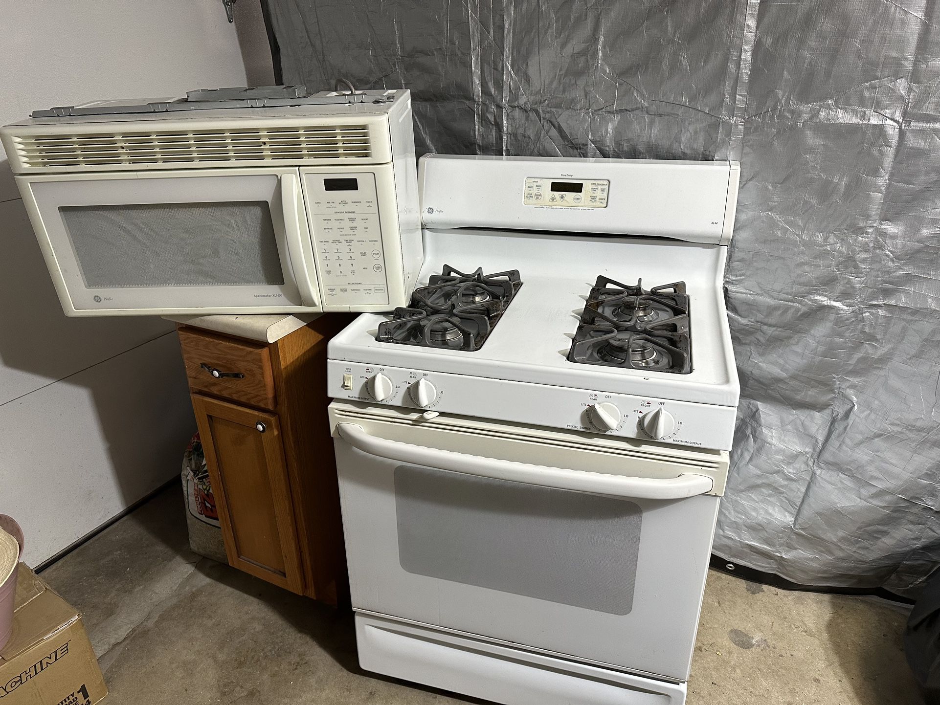 gas stove and microwave