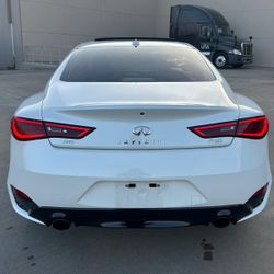 2017 Infiniti Q60