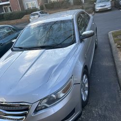 2012 Ford Taurus