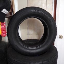 Michelin, Primacy Mxv4.  215-60-15
