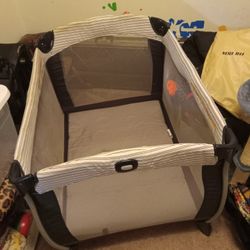 Graco Playpen 