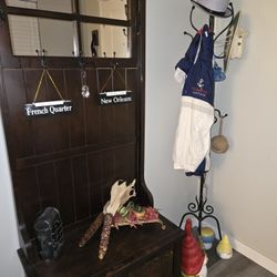 Wood And Mirror Hallway Bench