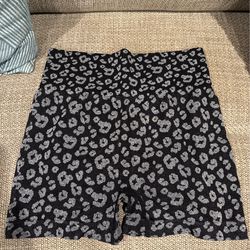 SHEIN - Scrunch Butt Shorts Bundle (4 for $5) Medium