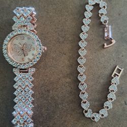 Women's Watch And Bracelet Set