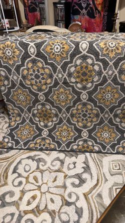 Rug