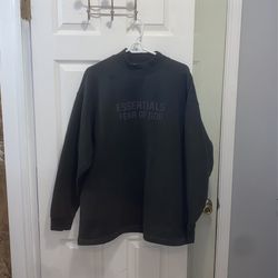 Essentials Crewneck