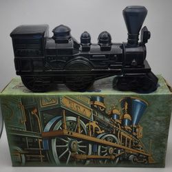 Vintage Avon The General Train 4-4-0 Bottle / Decanter, Wild Country After Shave NEW