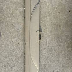 02-07 Nissan Murano OEM Retractable Cargo/ Tonneau Cover