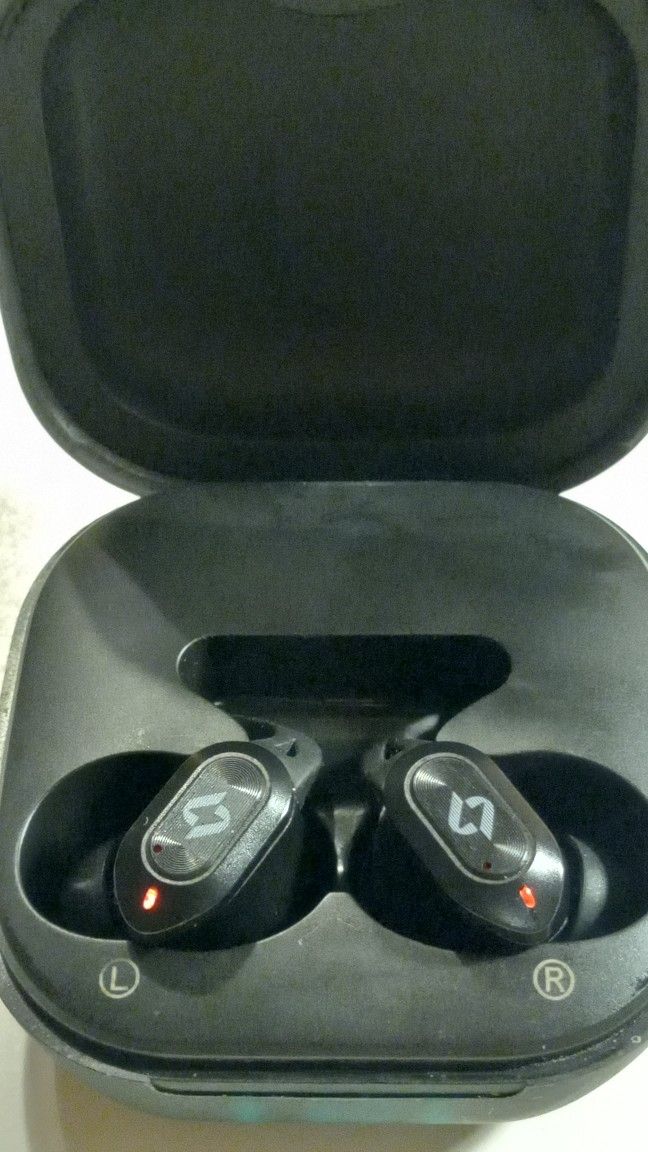 Wireless A16 Earbuds Bluetooth & USB Cable