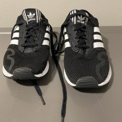 Size 2, Young Boys Adidas Sports Running Shoes For Sale