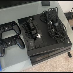 Playstation 4 (PS4) BUNDLE (CUH-115A, 500GB, 2 DUALSHOCK W/ CHARGING STATION, MOTION SENSOR CAMERA, & 4 GAMES INCLUDED) 