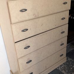Cajonera gratis Free drawer chest