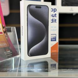 iPhone 15 Pro Max (Factory Unlocked) 