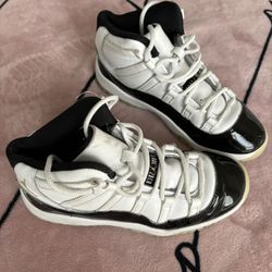 JORDAN 11