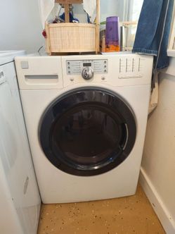 Kenmore gas powered dryer and washer st.