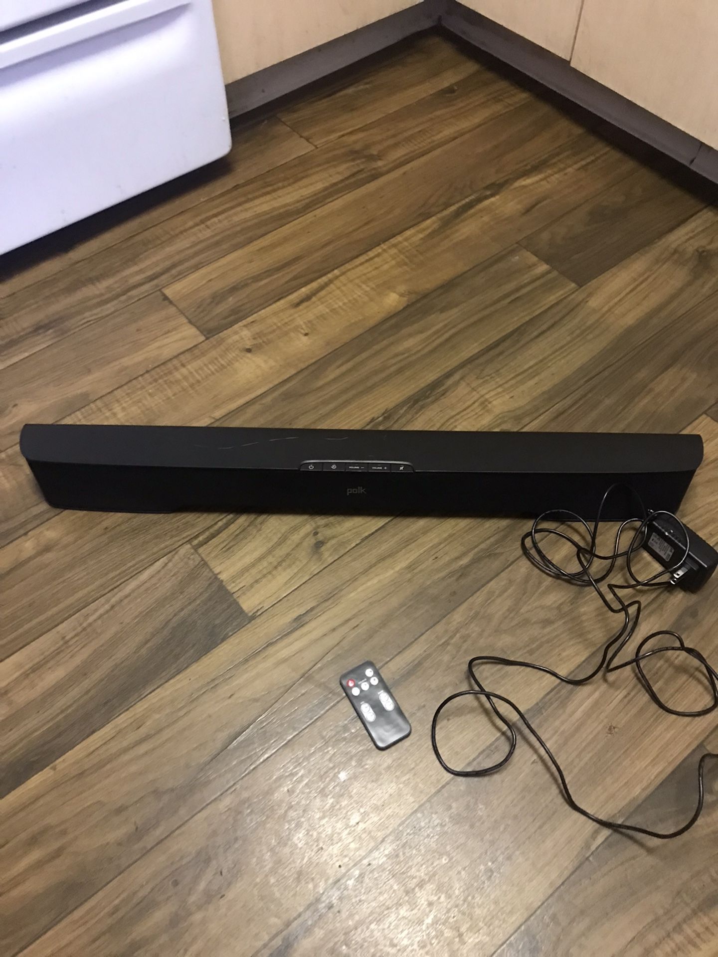 Polk Audio DSB1 Soundbar - Bluetooth