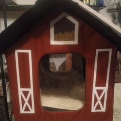 Barn Style Cat House (Heated)