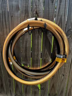 Brand NEW Continental Retro Ride 28 (700c) x 1.9 Tires.