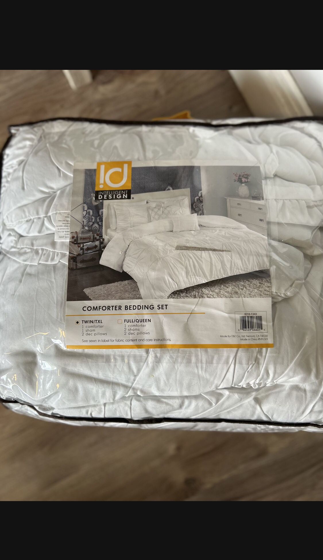 New White Twin Comforter Set