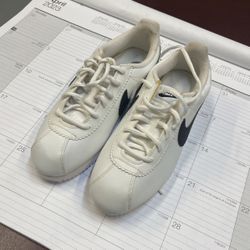 Nike Cortez