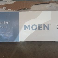 Graeden Moen Shower Head