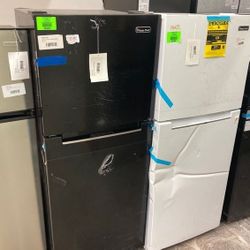 Magic Chef 10.1 Cu Ft Refrigerator HMDRB QI9D5