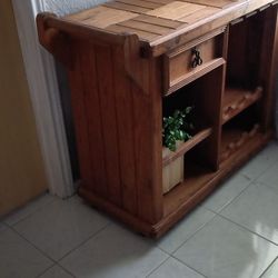 Rustic Bar On Wheels 150.