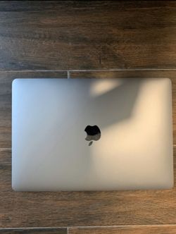 MACBOOK AIR 2018 13.3’