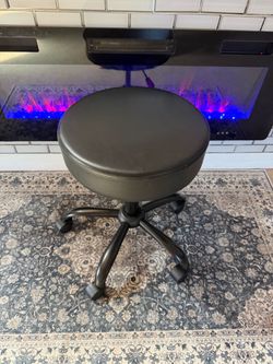 Black Round Rolling Stool