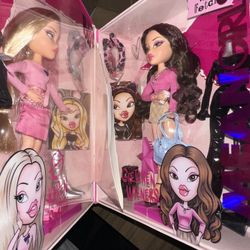 Bratz x Mean Girls Collector Dolls - Karen & Gretchen 2-Pack