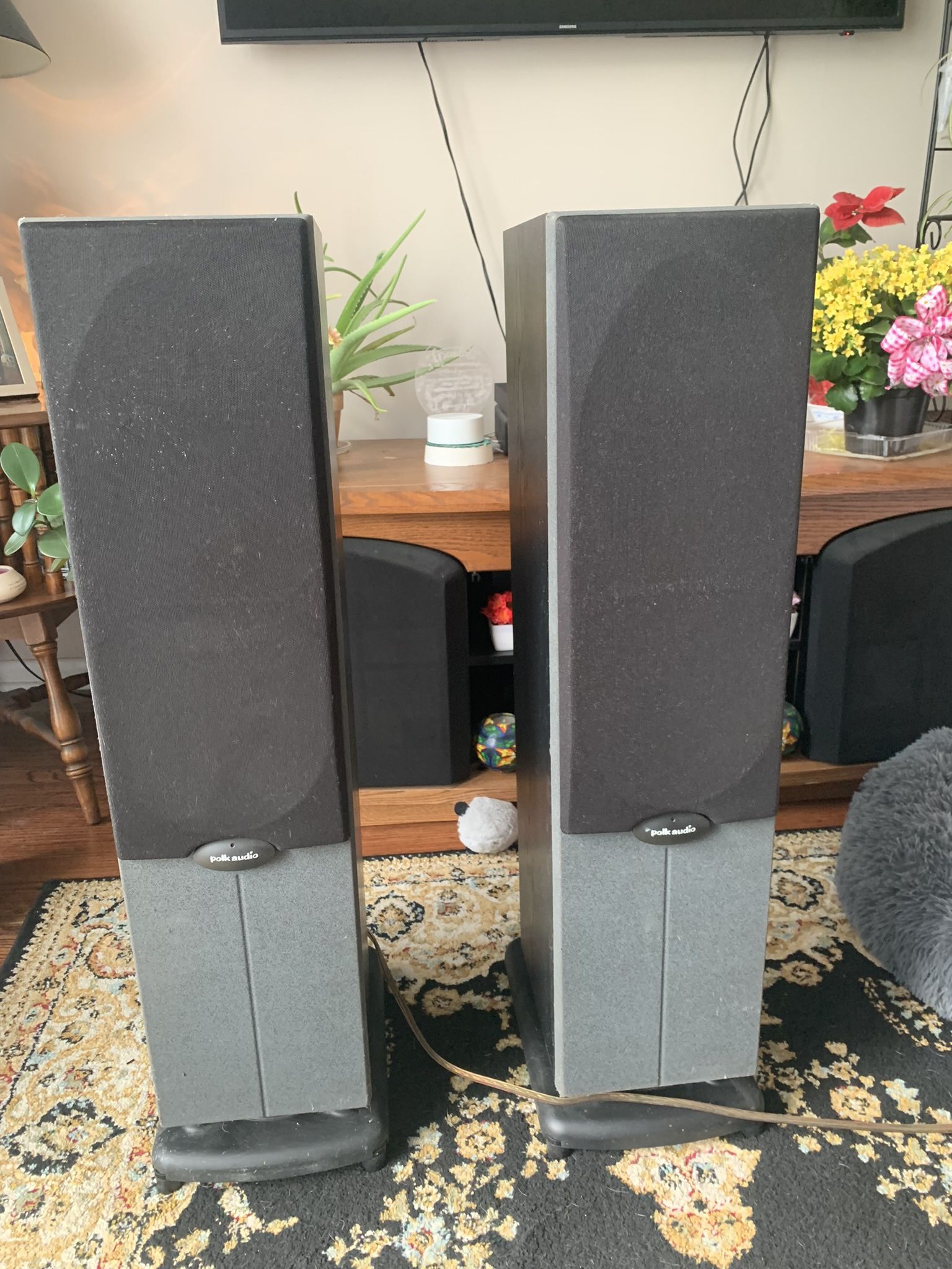 Polk audio RT600 towers
