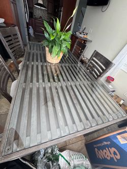 Dining table -4 chairs