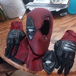 Realistic Deadpool Helmet Mask And Gloves