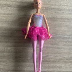 NWOT MATTEL Barbie Dreamtopia Twinkle Magical Lights Up Ballerina Doll HLC25