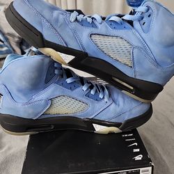Air Jordan 5 Retro SE "UNC" (University Blue) Size  10.5M
