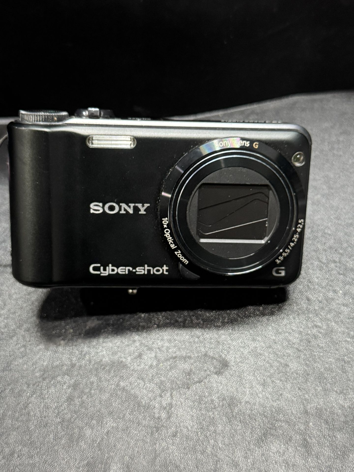 Sony Cyber-shot DSC-H55 14.1MP Digital Camera