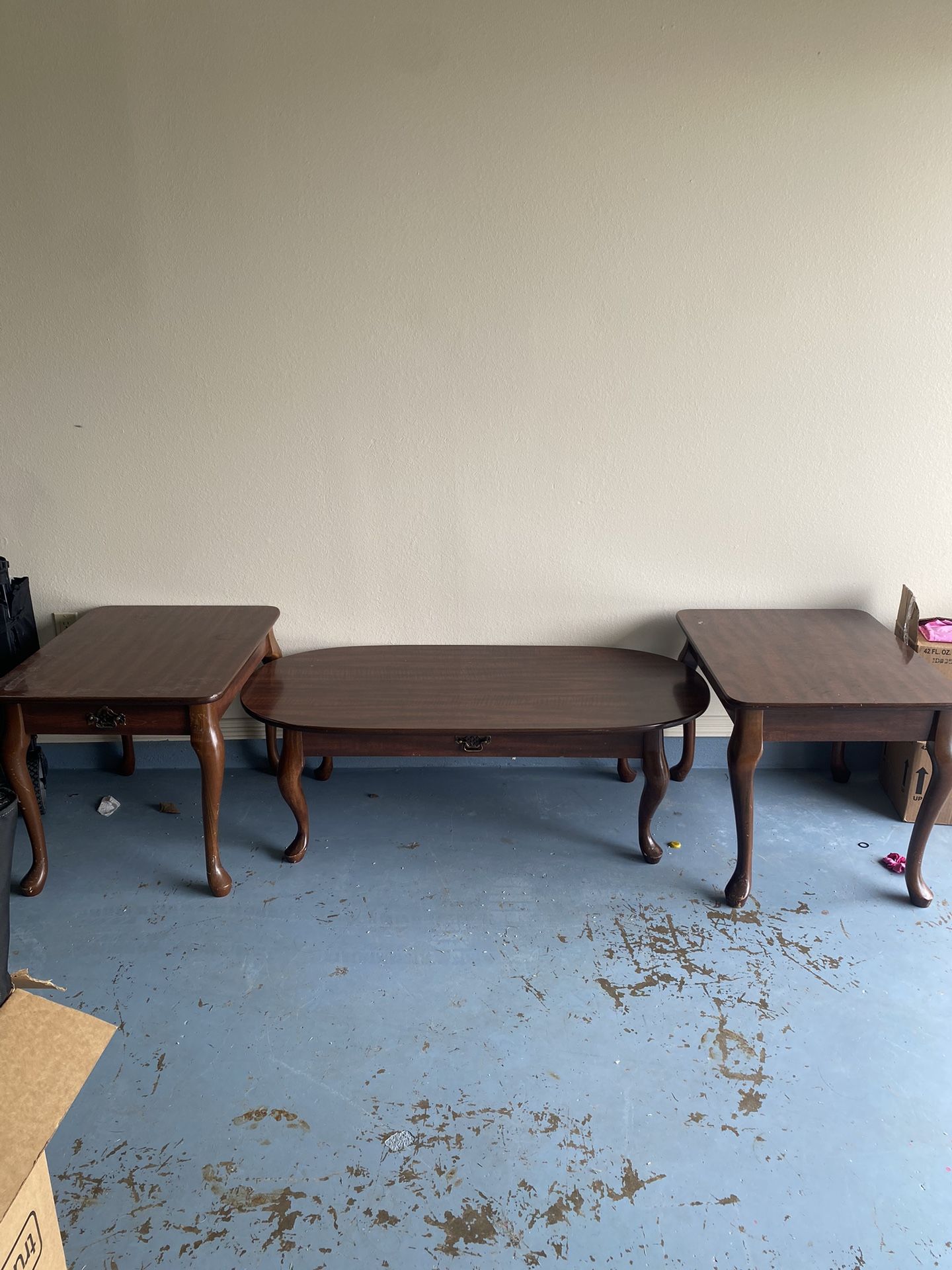 Coffee And End Tables 