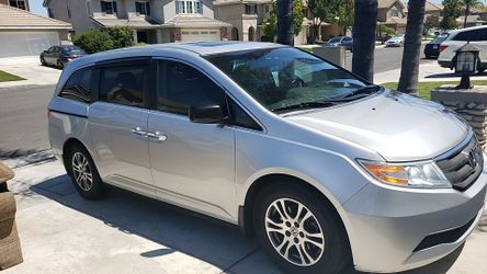 2011 Honda Odysseyl EXL-RES