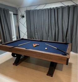 Hathaway Excalibur Pool Table