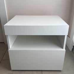 Night Stand - White Night Stand