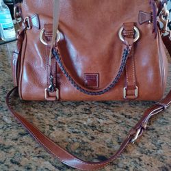 Dooney & Bourke Handbag