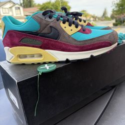  Air Max Nike’s Shoes, Size 9 Men