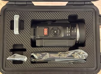 SiOnyx Aurora Black Night Vision Camera, Hard Case, 2 Batteries, and 32 GB microSD Card