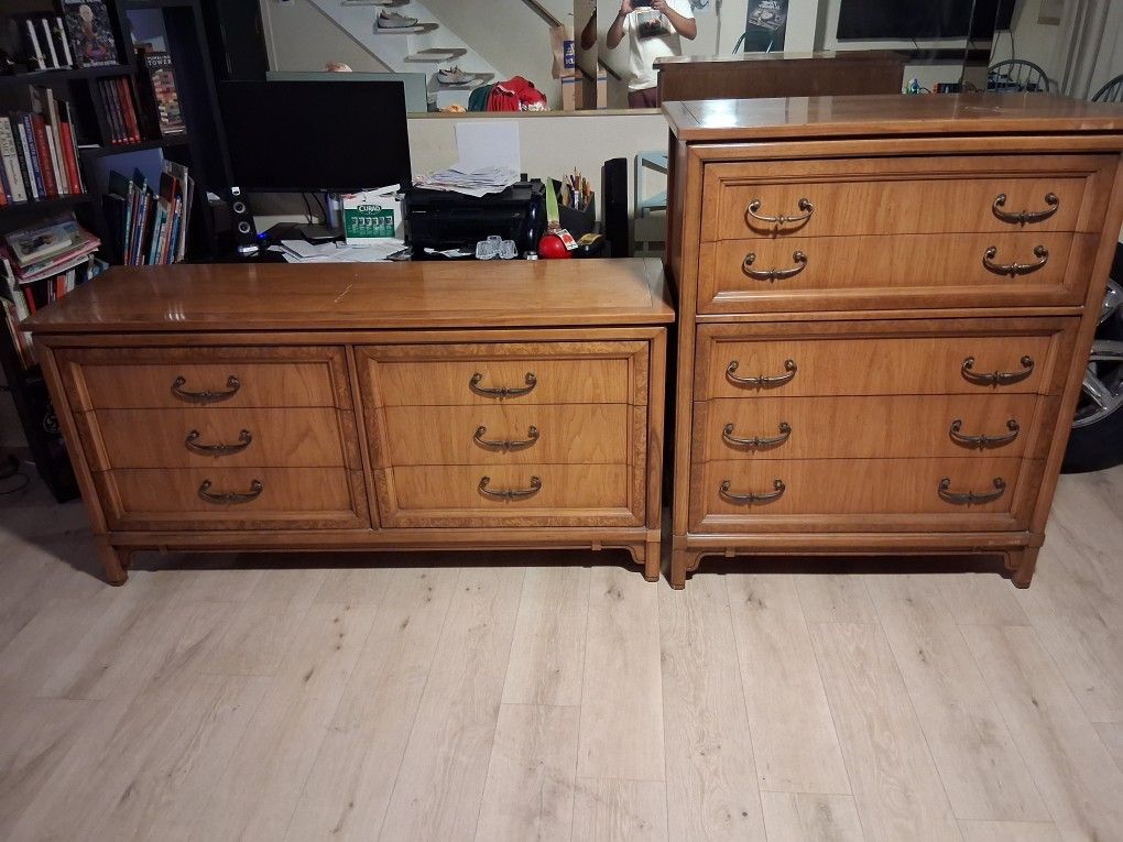 2 Piece Dresser Set